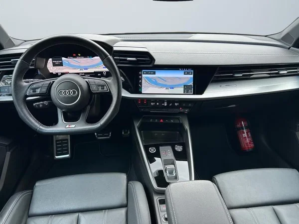 AUDI A3 Sportback (2023) — foto 34 van 34