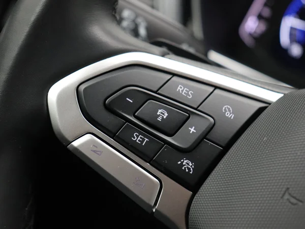 VOLKSWAGEN T-Cross (2024) — foto 6 van 18