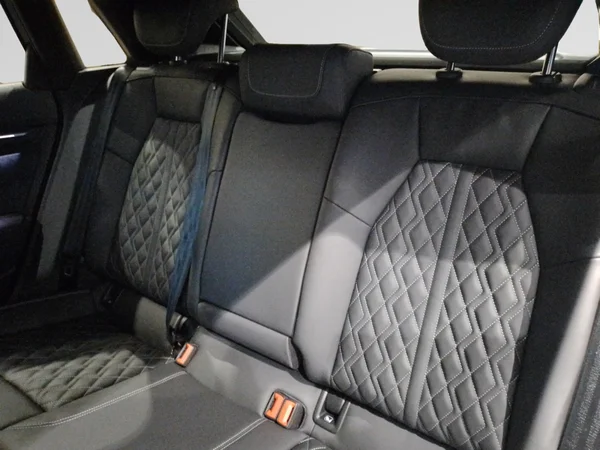 AUDI A3 Alltstreet (2024) — foto 12 van 13