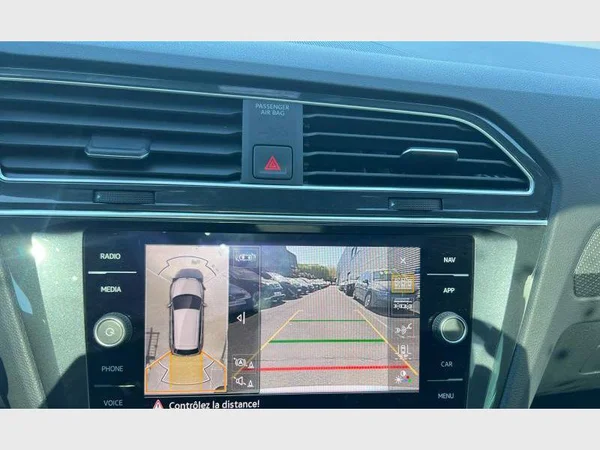 Volkswagen Tiguan (2023) — foto 11 van 21