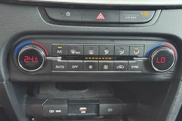 Kia Ceed SW (2020) — foto 13 van 33