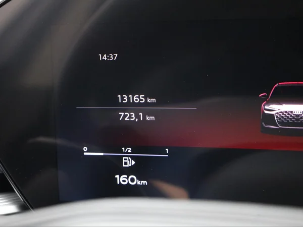 AUDI A6 Avant (2025) — foto 10 van 23