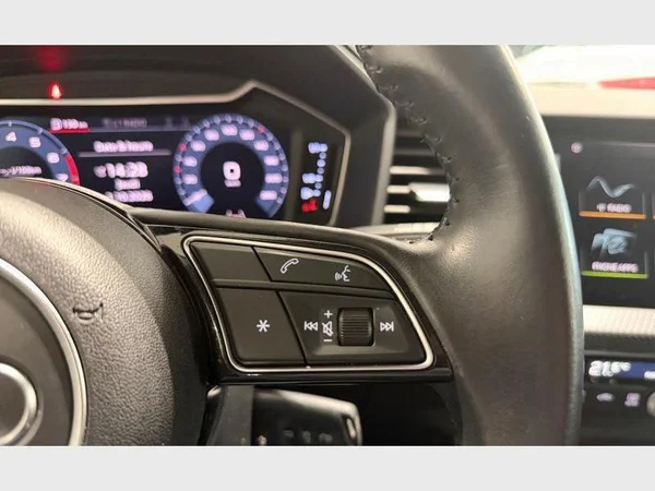 Audi A1 Sportback (2019) — foto 13 van 24