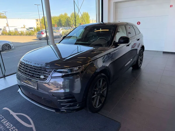 Land Rover Range Rover Velar (2026) — foto 16 van 22
