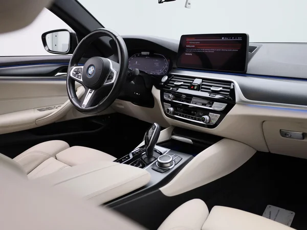 BMW 5 Reeks (2022) — foto 49 van 61