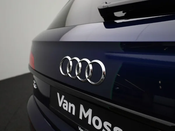 Audi Q5 (2023) — foto 40 van 53