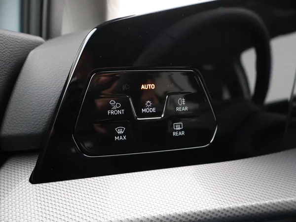 VOLKSWAGEN Golf VIII (2025) — foto 17 van 27