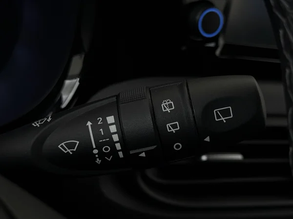 HYUNDAI i10 (2022) — foto 15 van 24