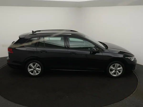 VOLKSWAGEN Golf VIII SW (2022) — foto 5 van 23