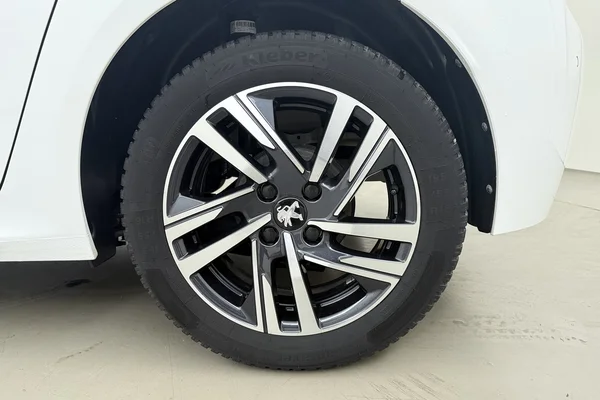 Peugeot 208 (2023) — foto 18 van 21