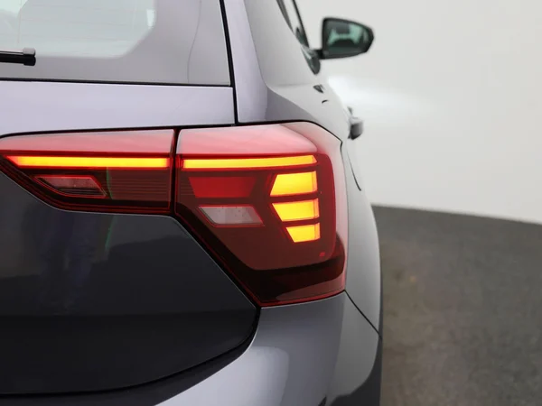 Volkswagen Polo (2023) — foto 30 van 37