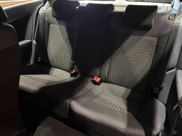 Volkswagen Polo (2016) — foto 10 van 23