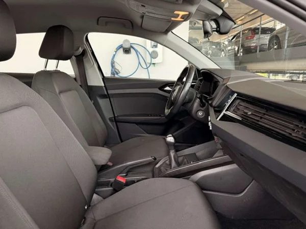 Audi A1 Sportback (2019) — foto 19 van 19