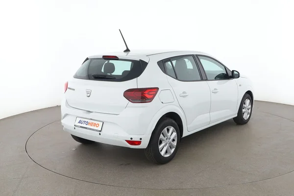 Dacia Sandero (2022) — foto 12 van 16