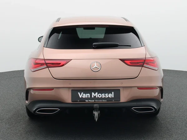 Mercedes-Benz CLA (2022) — foto 22 van 26