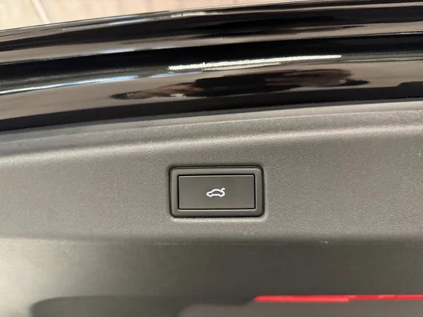 VOLKSWAGEN ID.7 Tourer (2025) — foto 13 van 20