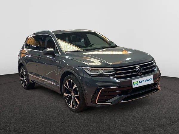 VOLKSWAGEN Tiguan (2023) — foto 4 van 17