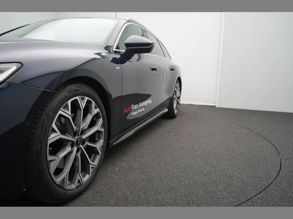 AUDI A6 Avant (2025) — foto 37 van 39