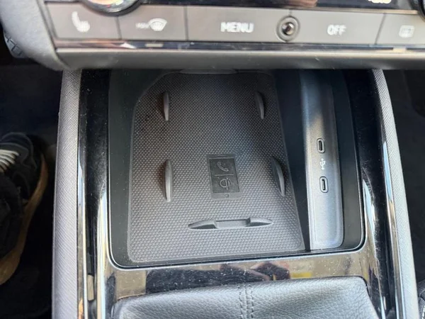 SKODA Kamiq (2022) — foto 20 van 31