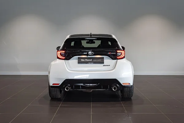 Toyota Yaris (2024) — foto 36 van 39