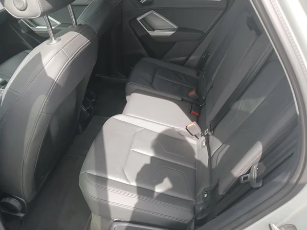 AUDI Q3 Sportback PHEV (2023) — foto 5 van 21