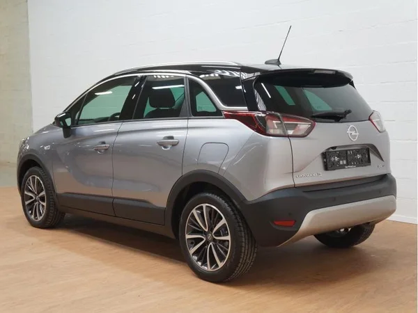 Opel Crossland X (2020) — foto 17 van 20