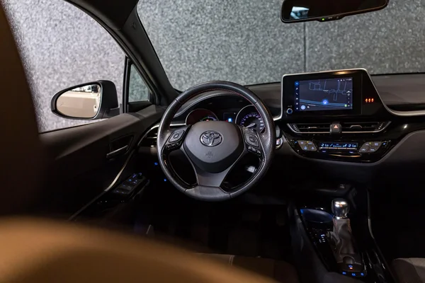 Toyota C-HR (2022) — foto 8 van 35