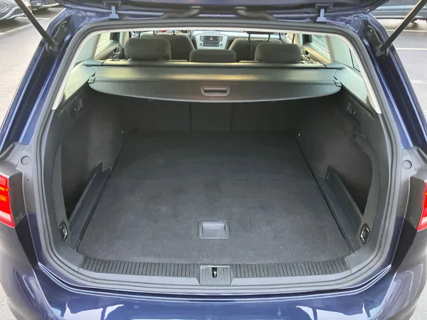 VOLKSWAGEN Passat SW (2015) — foto 3 van 23
