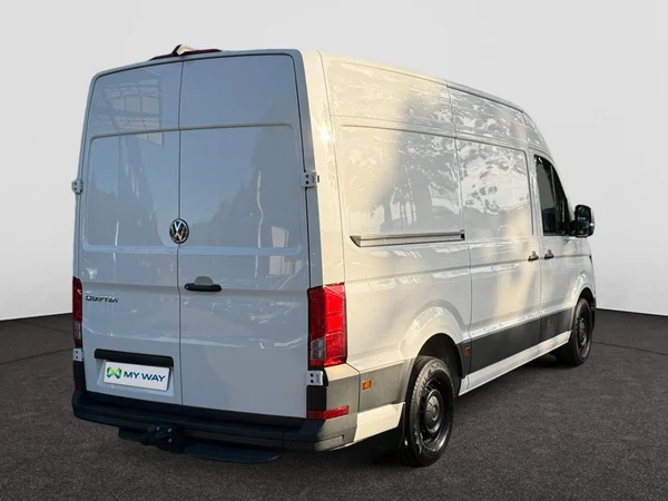 VOLKSWAGEN Crafter 35 Fourgon Mwb Dsl (2024) — foto 4 van 16