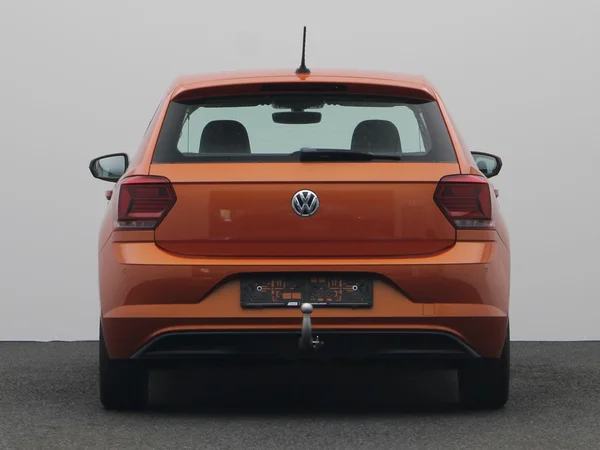 VOLKSWAGEN Polo (2018) — foto 16 van 19