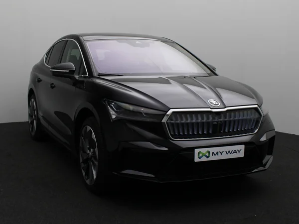 SKODA Enyaq Coupé (2024) — foto 12 van 29