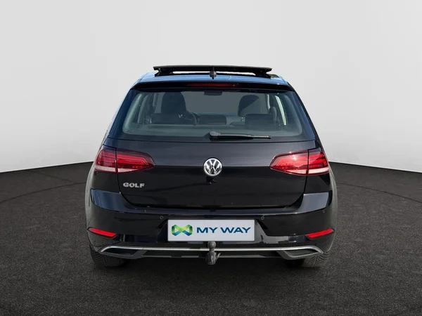 VOLKSWAGEN Golf VII (2019) — foto 18 van 19