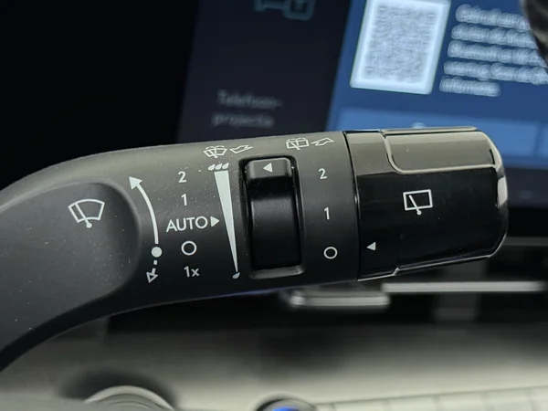 HYUNDAI Kona (2025) — foto 17 van 27
