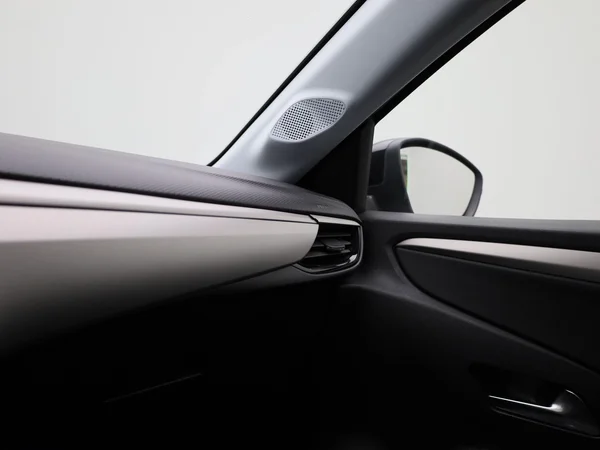 Opel Corsa (2023) — foto 17 van 36