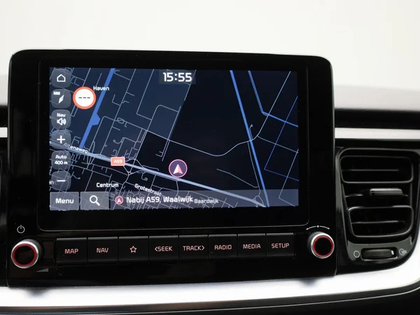 Kia Stonic (2021) — foto 6 van 35