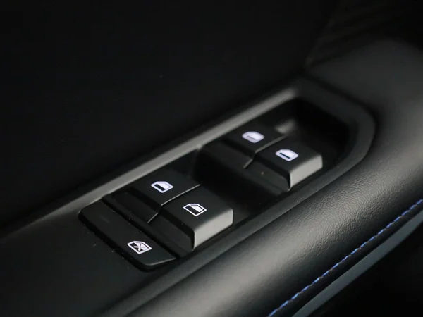 MG MG4 EV (2023) — foto 18 van 35