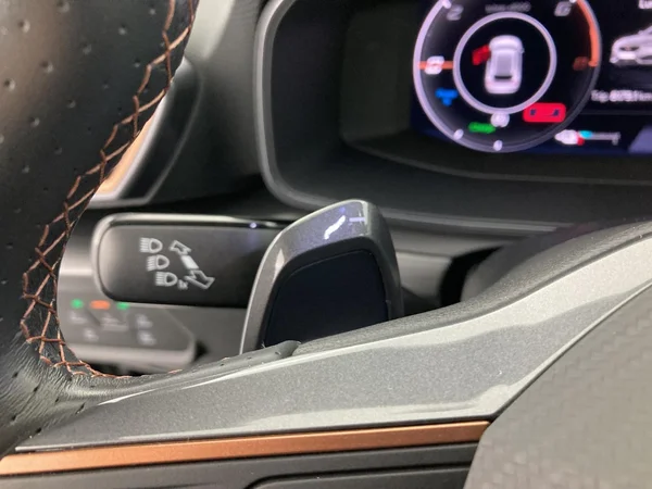 CUPRA Leon e-Hybrid (PHEV) (2023) — foto 14 van 36