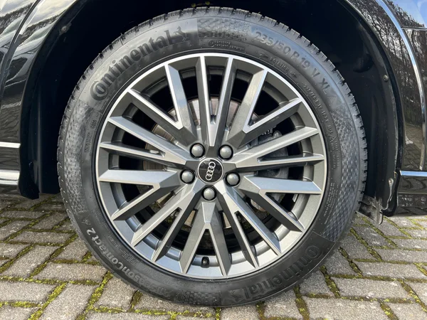 AUDI Q3 PHEV (2022) — foto 17 van 24