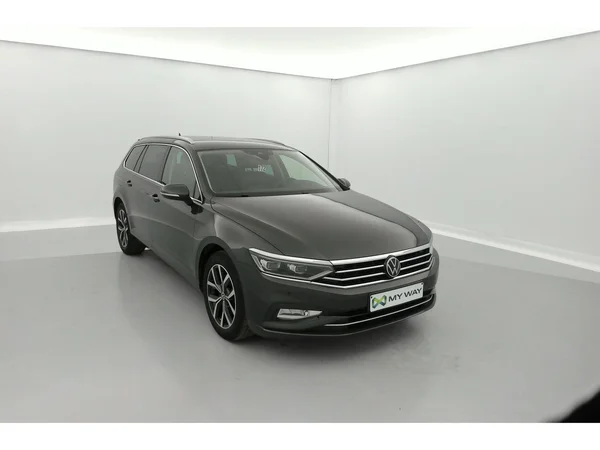 VOLKSWAGEN Passat Variant (2024) — foto 23 van 36