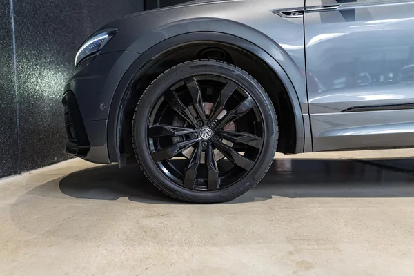 Volkswagen Tiguan (2020) — foto 16 van 43
