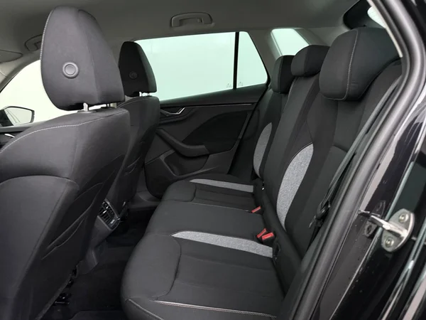 SKODA Kamiq (2025) — foto 2 van 18