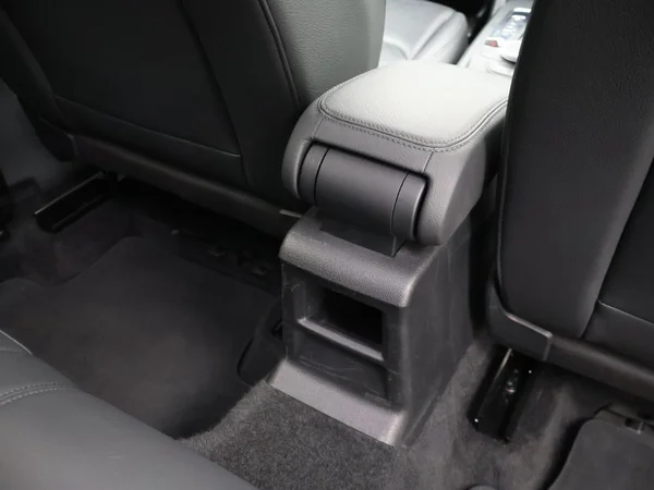 AUDI Q2 (2019) — foto 8 van 29