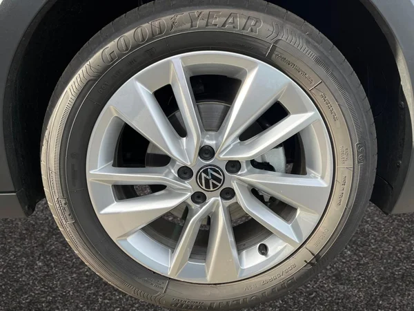 VOLKSWAGEN T-Cross (2026) — foto 11 van 19