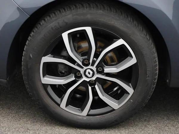 Renault Clio (2020) — foto 4 van 35