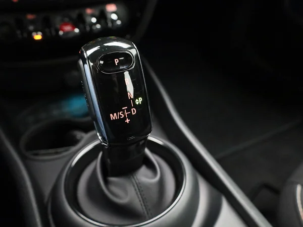 MINI Clubman (2022) — foto 18 van 41