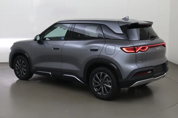 BYD Atto 2 PHEV — foto 10 van 16
