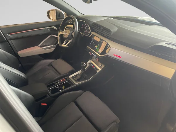 AUDI Q3 (2024) — foto 7 van 21