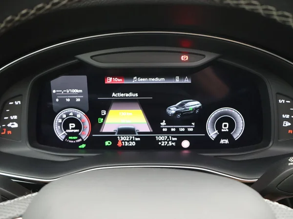 AUDI Q7 PHEV (2021) — foto 14 van 28