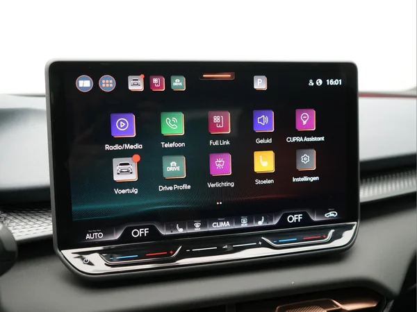 CUPRA Terramar (2025) — foto 27 van 54