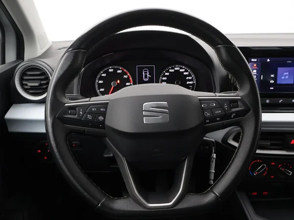 SEAT Ibiza 5P/D (2022) — foto 4 van 29